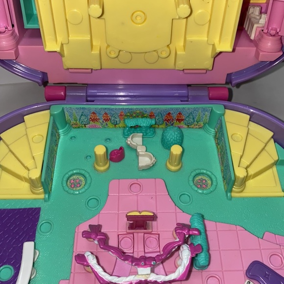 1994 Polly Pocket Wonderful Wedding Party with Music - Picture 6 of 11